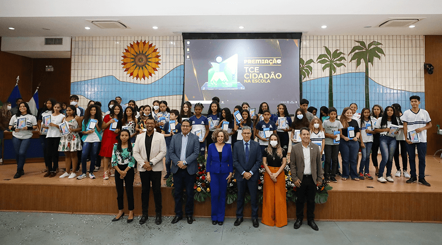 Secretaria Municipal de Educação fecha parceria com o Instituto Alfa e Beto  para oferecer jogos gratuitos aos alunos - Prefeitura da Cidade do Rio de  Janeiro 