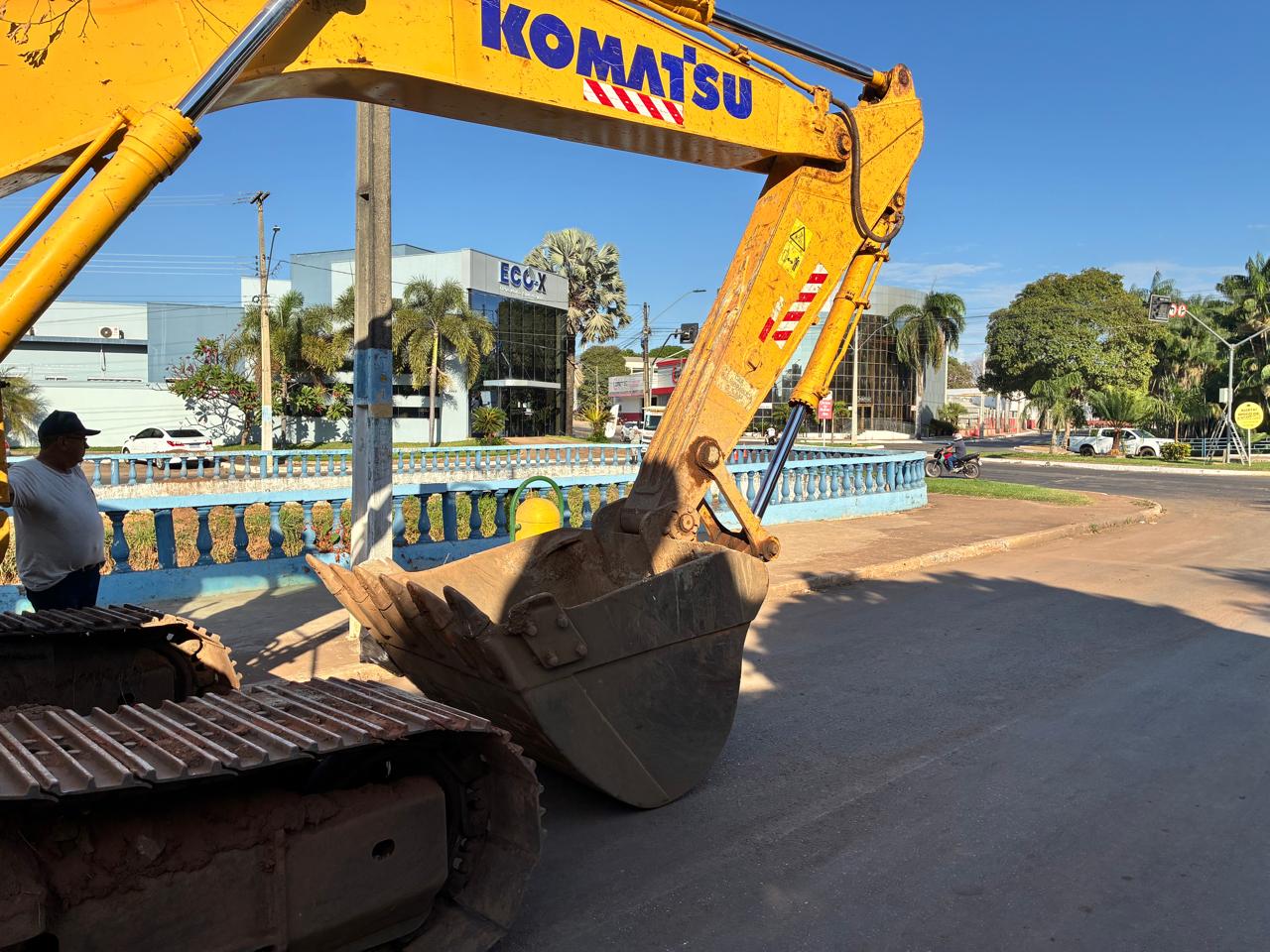 Obras de drenagem avançam e nova frente de serviço é iniciada na Avenida Ceará